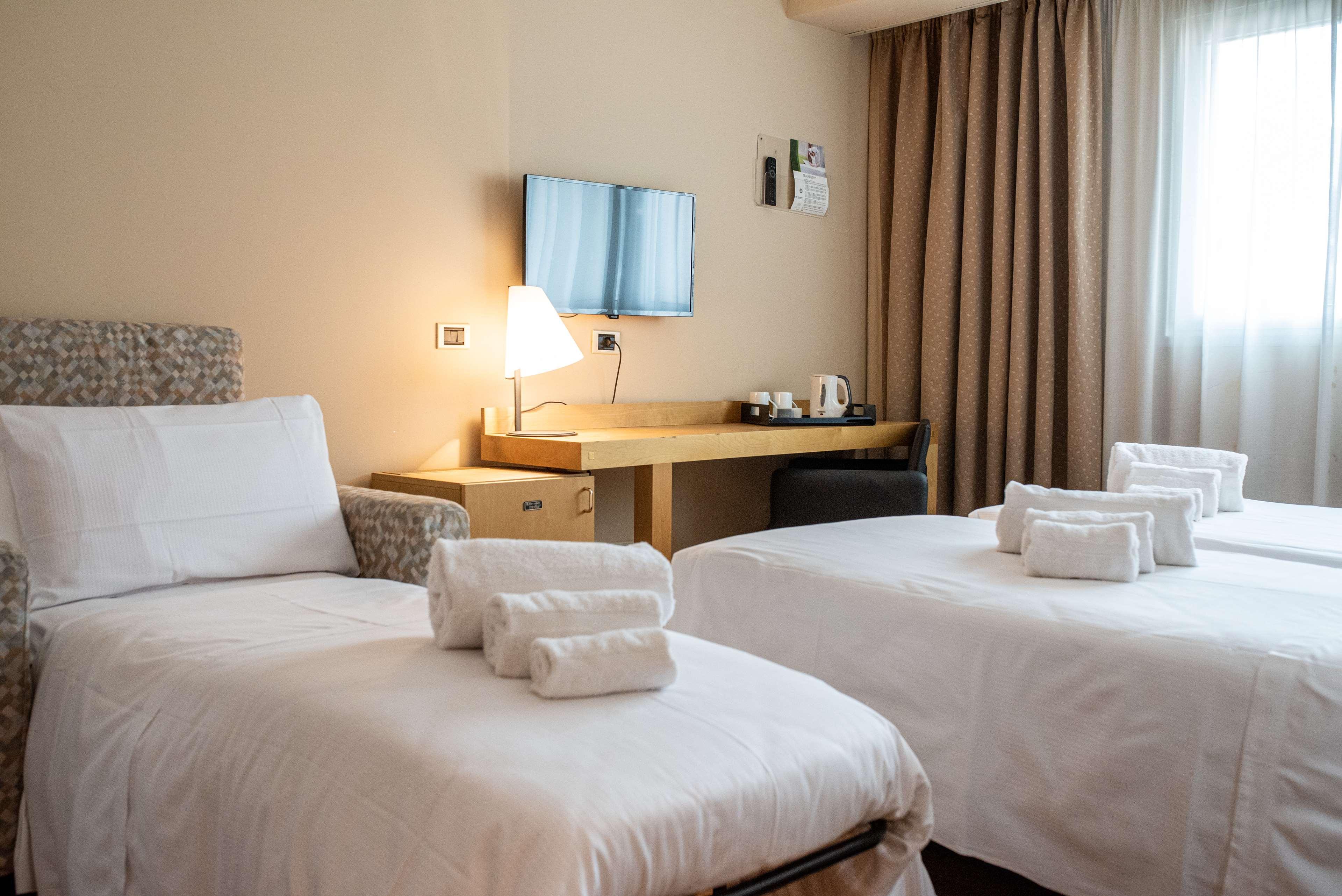 Best Western Hotel Quattrotorri Perugia Esterno foto