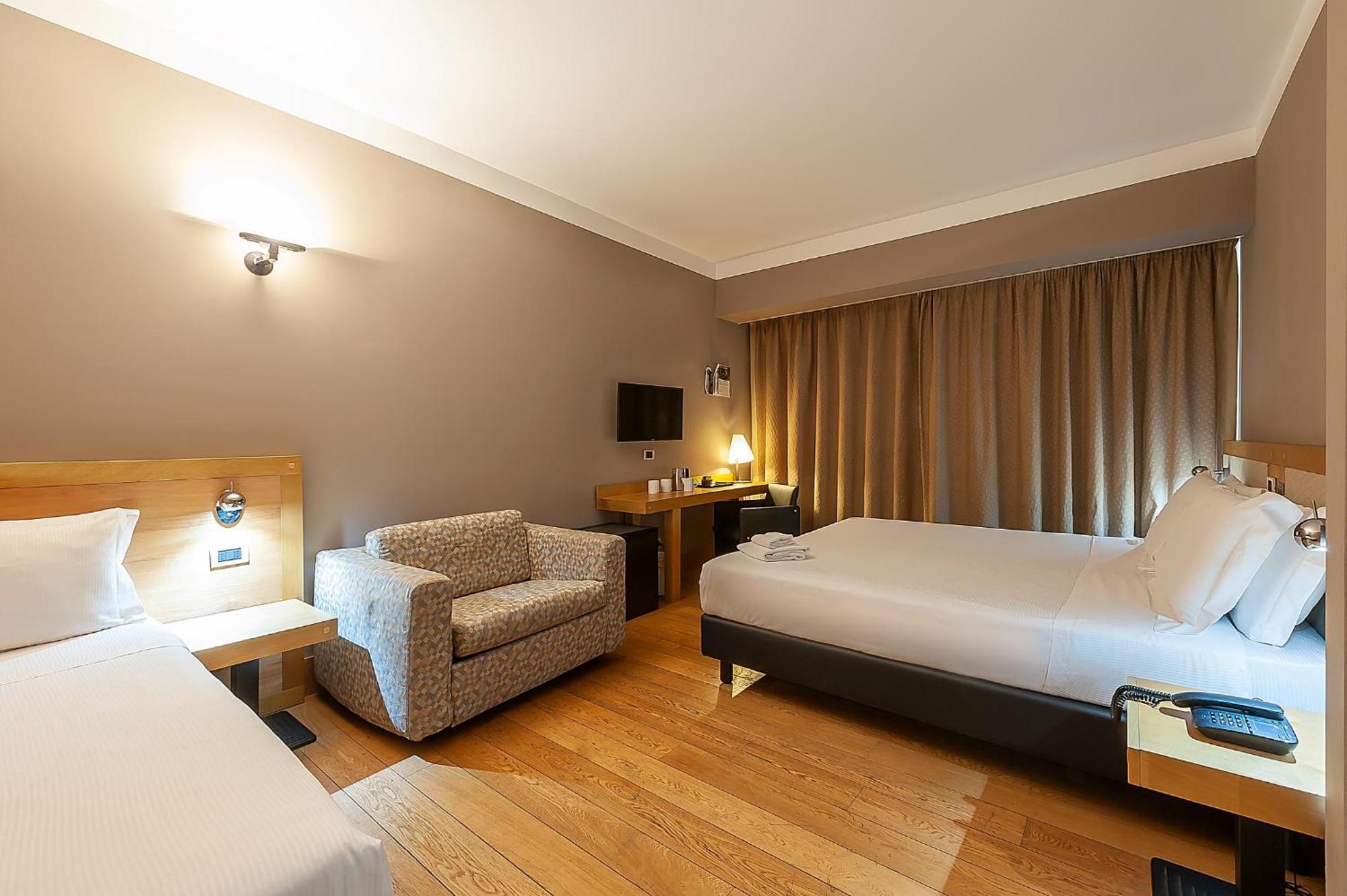 Best Western Hotel Quattrotorri Perugia Esterno foto