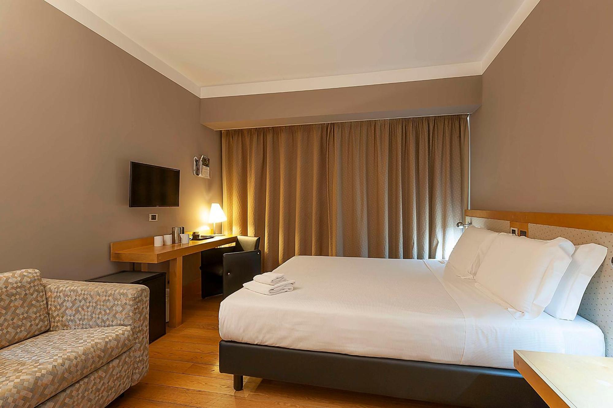 Best Western Hotel Quattrotorri Perugia Esterno foto